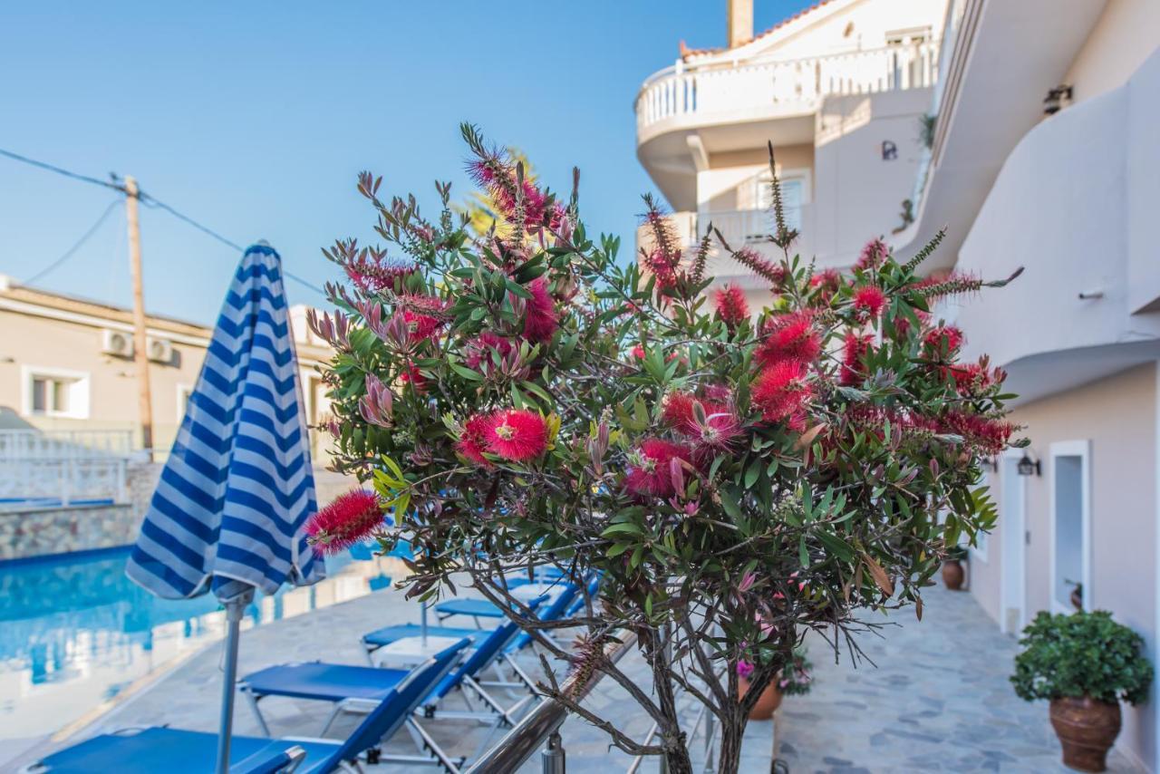 Planos Beach Hotel Kültér fotó